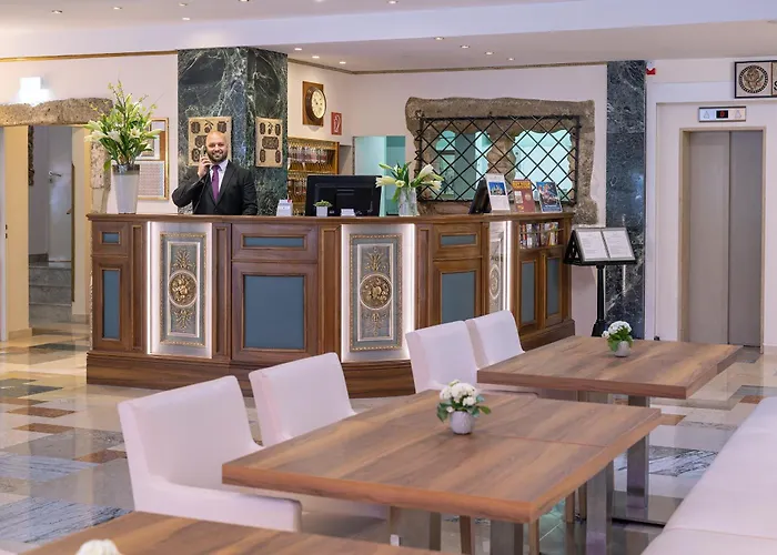 Royal Hotel 4*